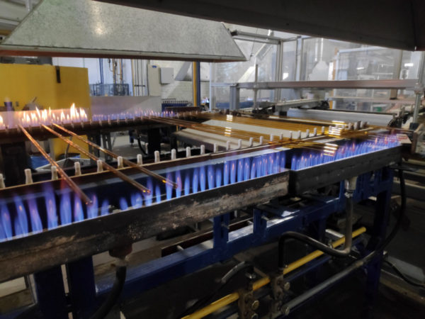 PMGF güneş korumalı cam boru ve ampül üretimine başladı